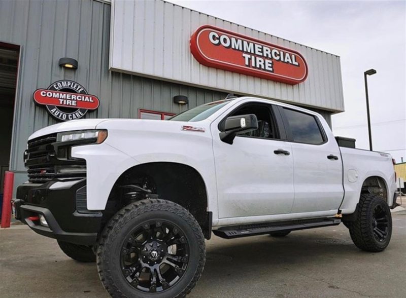 Photo of white truck upgraded by Commercial Tire