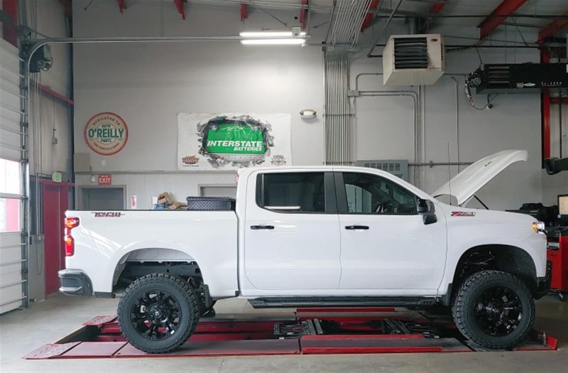Photo of a Chevy 1500 upgraded by Commercial Tire