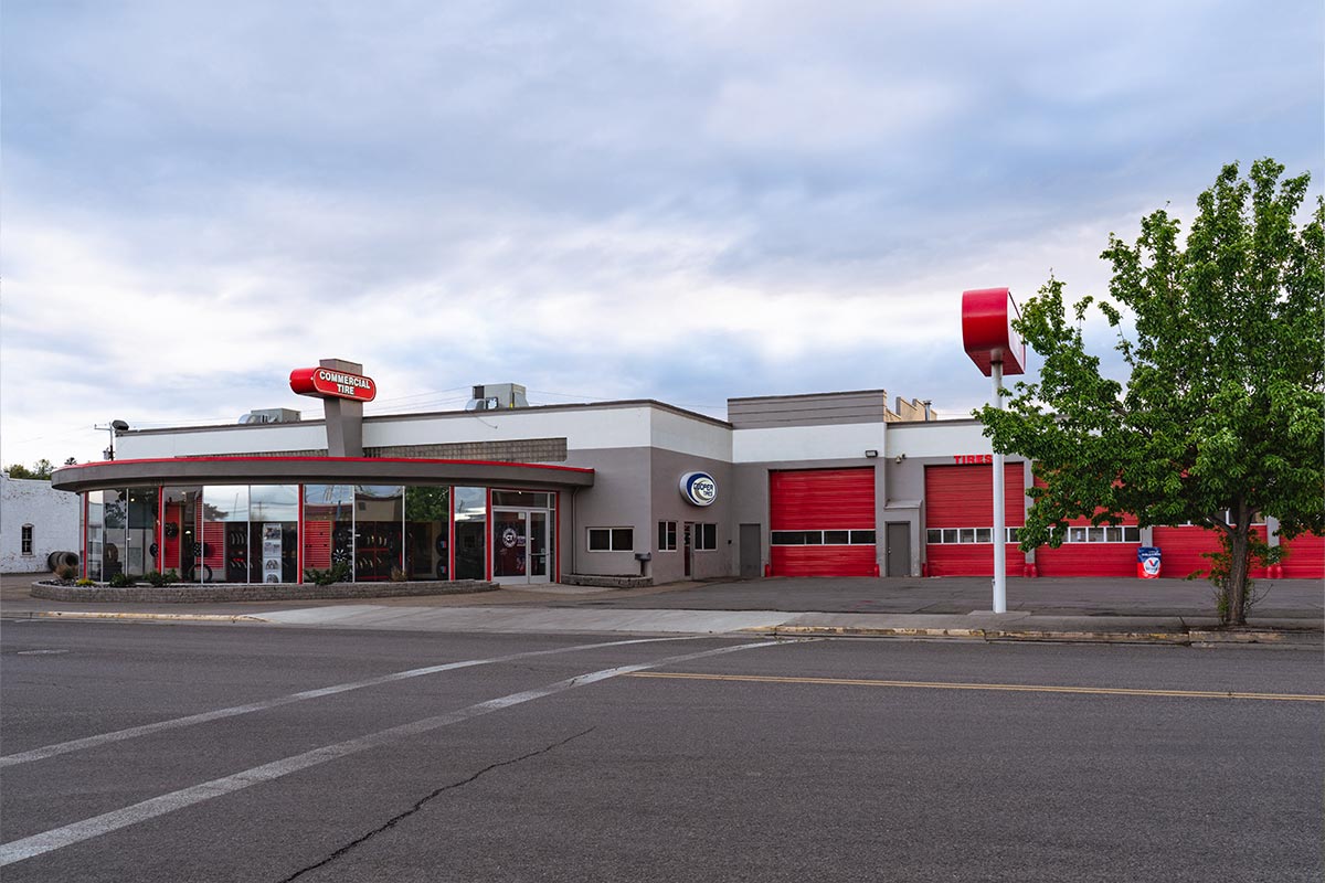Photo of Sunnyside Commercial Tire location